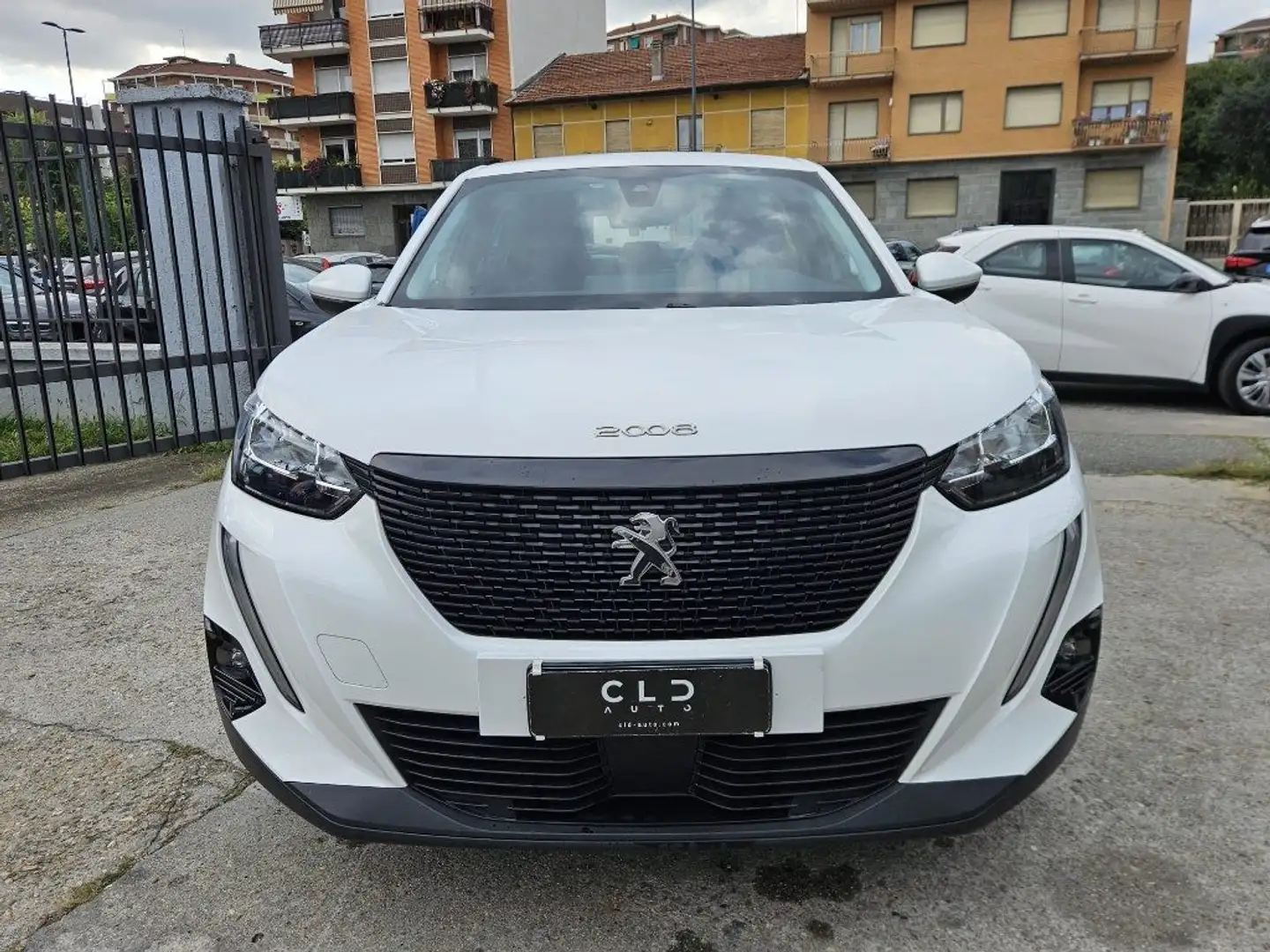 Peugeot 2008 PureTech 100 S&S Bianco - 2