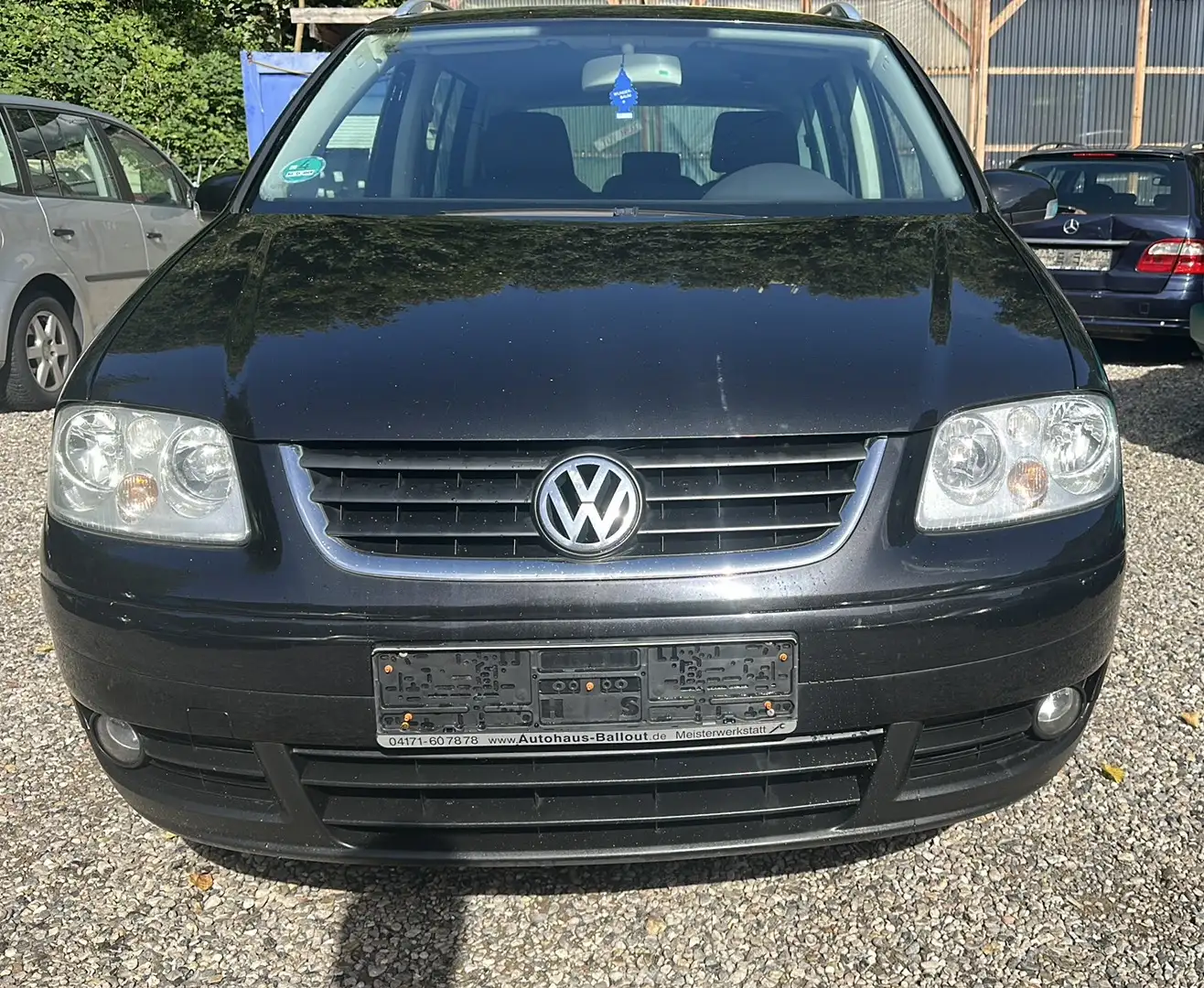 Volkswagen Touran Highline ** TÜV NEU ** Inspektion Neu *** Schwarz - 1