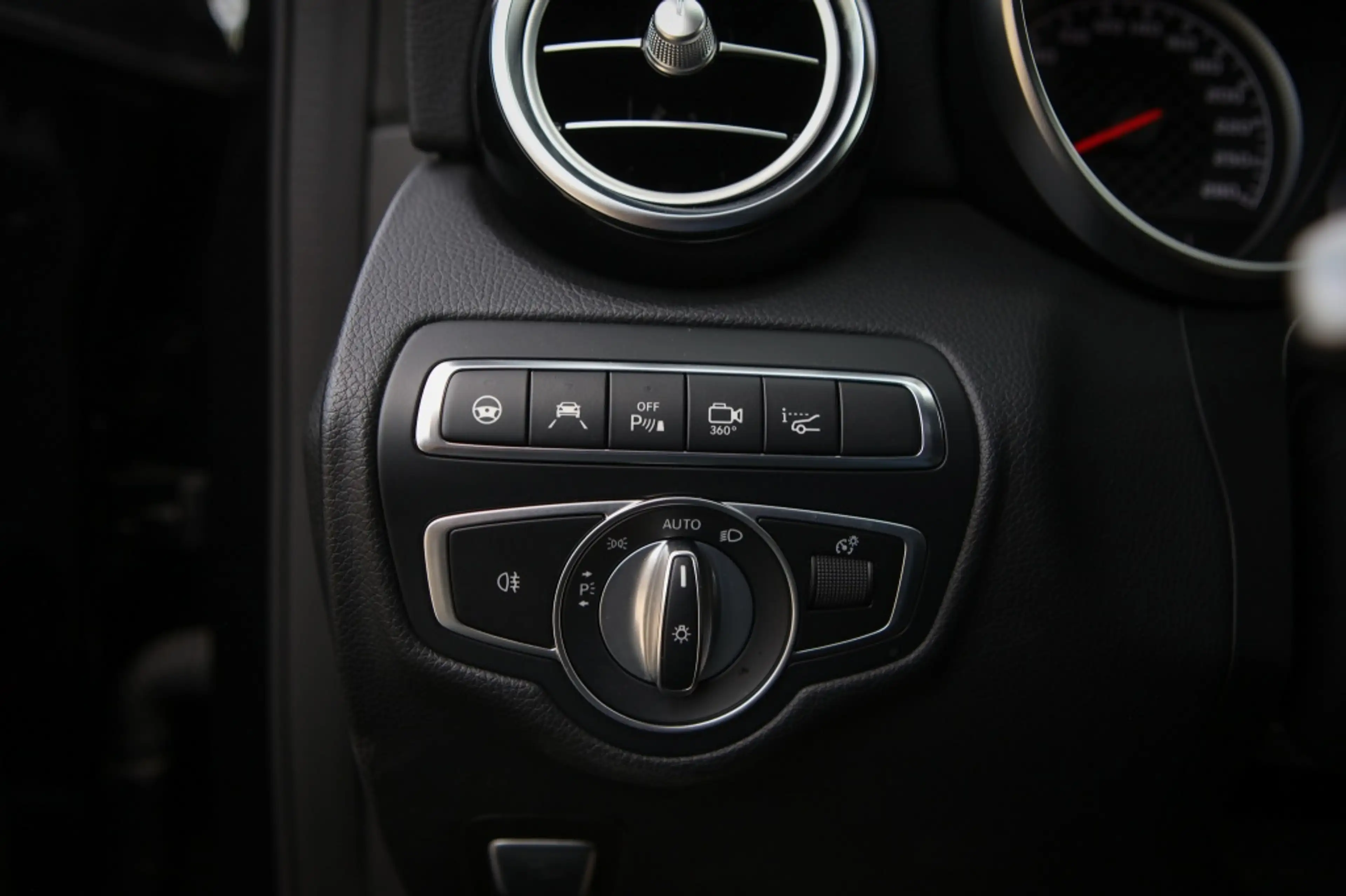 Mercedes-Benz GLC 43 AMG Coupé 4MATIC | Pano | Memory | Carbon | — photo 25