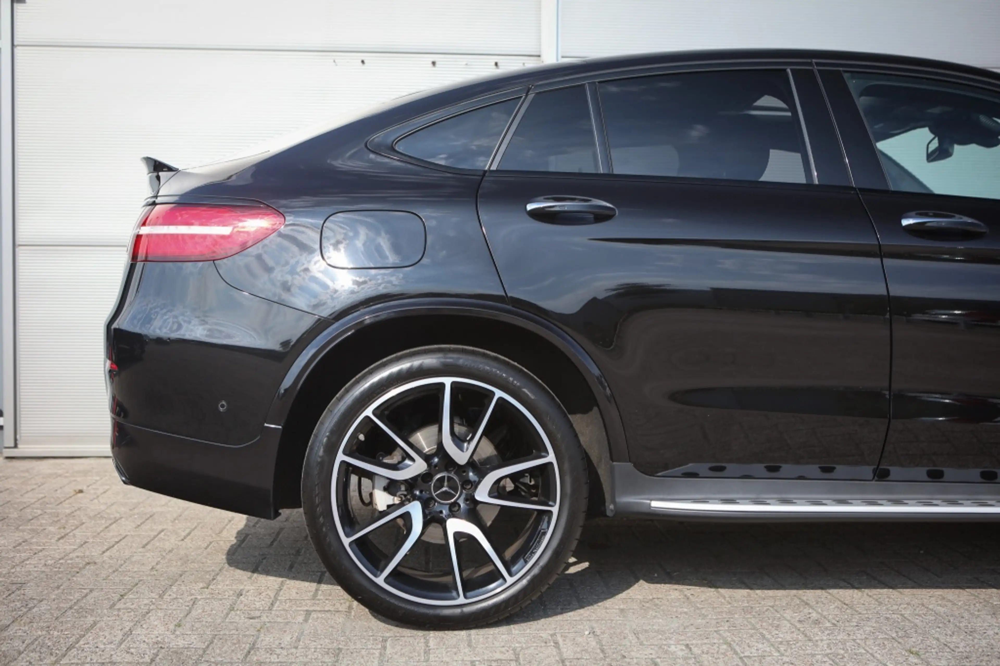 Mercedes-Benz GLC 43 AMG Coupé 4MATIC | Pano | Memory | Carbon | — photo 28