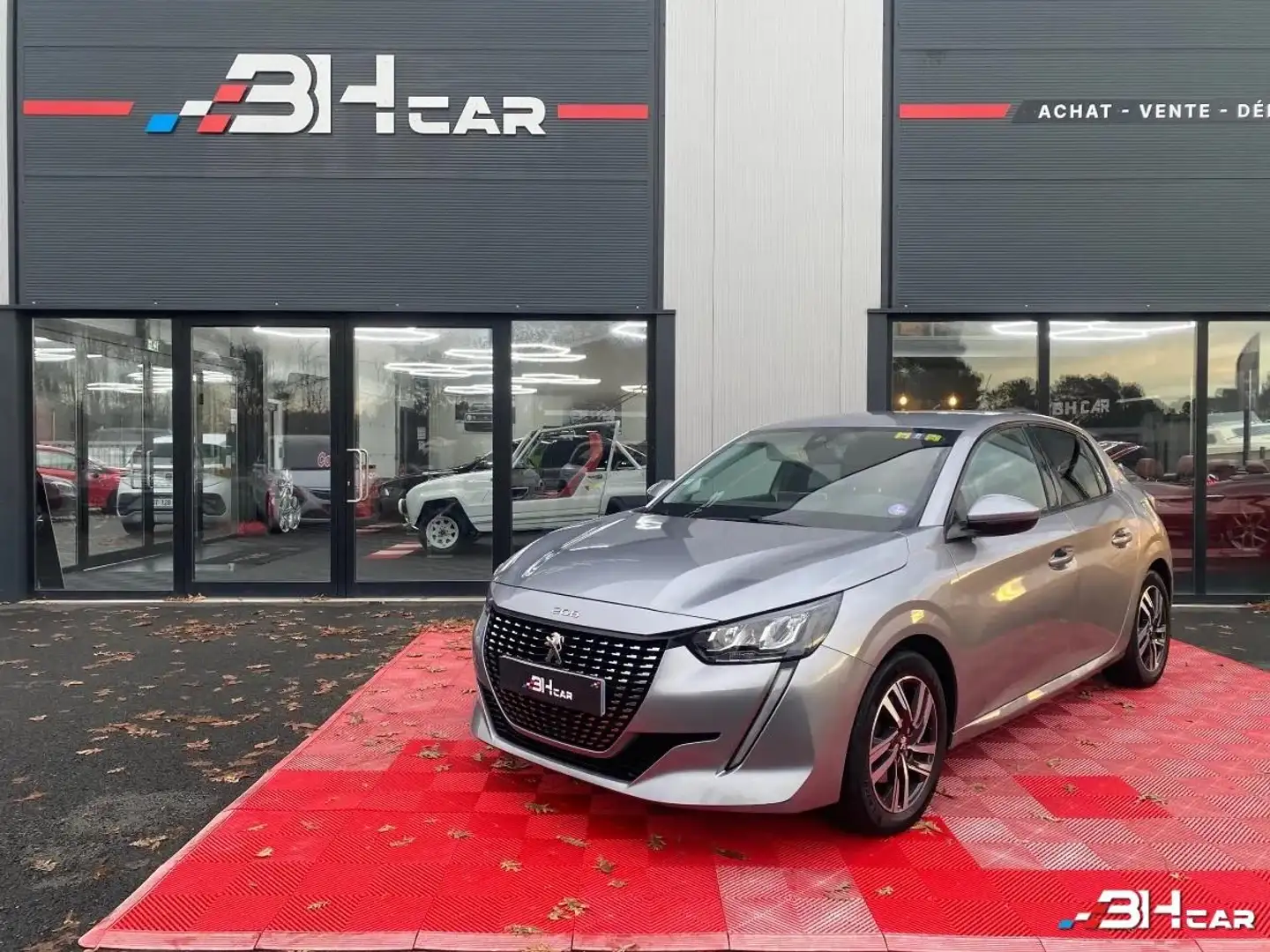 Peugeot 208 1.2 PURETECH 100 / ALLURE - 1