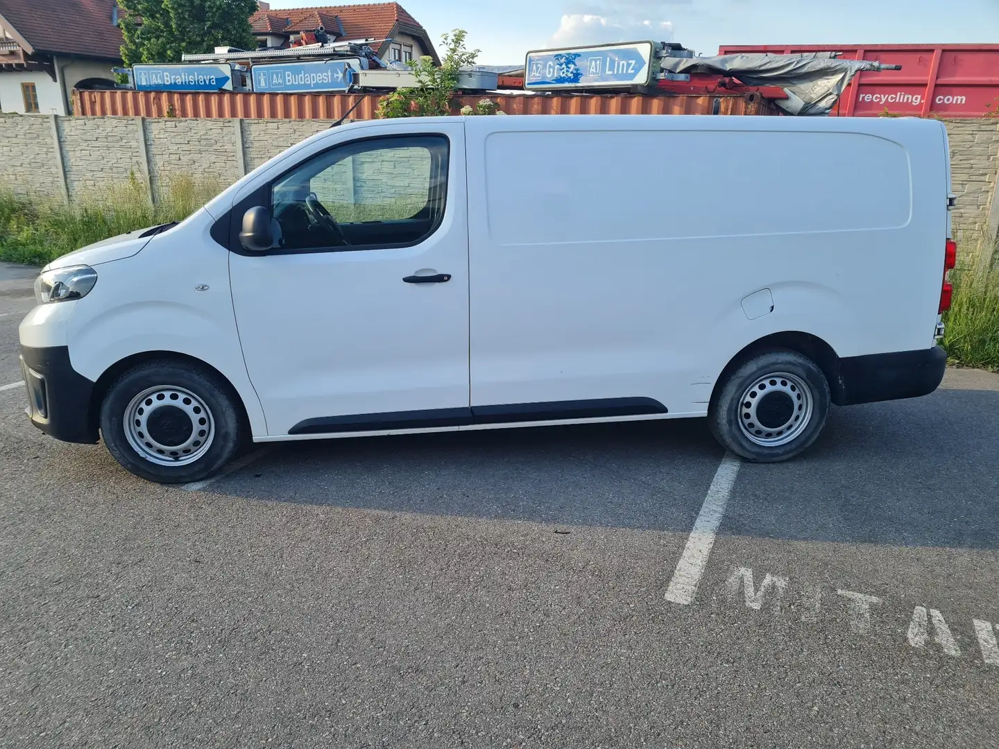 Toyota Proace Pro Ace 2.0 Diesel EURO6 Transporter / Kastenwagen - 2