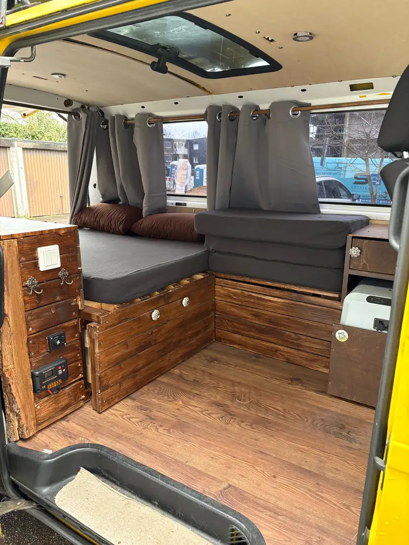 Volkswagen T4 Transporter T4 TDI 7DM1K2 Gelb - 2