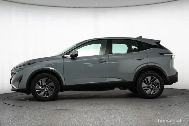 Nissan Qashqai view 3