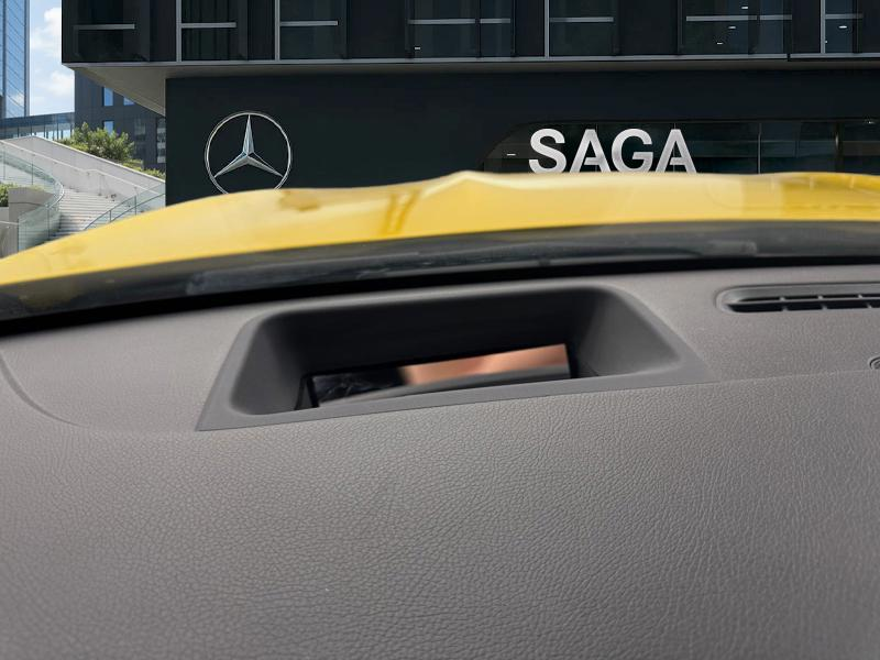 Mercedes-Benz CLA 180 Shooting Brake AMG Line — photo 15