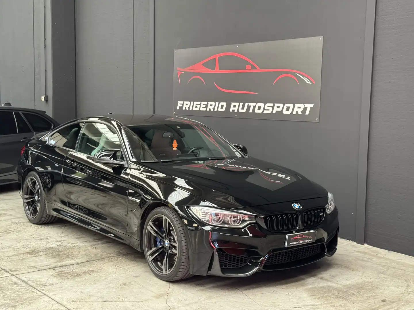 BMW M4 Coupe 3.0 dkg - 2