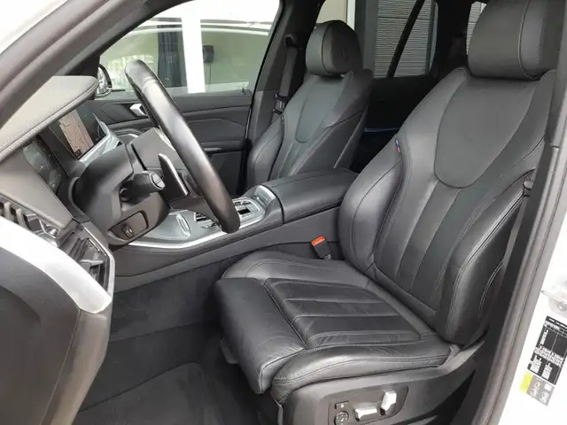 BMW X5 45e M-SPORT 4x4 PHEV Aut *LASER LED / NAVI / LIVE COCKPIT PLUS / E-SITZE & MEMORY / VOLLLEDER / E-KLAPPE* Ansicht 11
