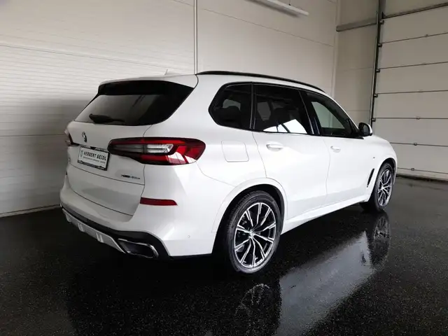 BMW X5 45e M-SPORT 4x4 PHEV Aut *LASER LED / NAVI / LIVE COCKPIT PLUS / E-SITZE & MEMORY / VOLLLEDER / E-KLAPPE* Ansicht 2
