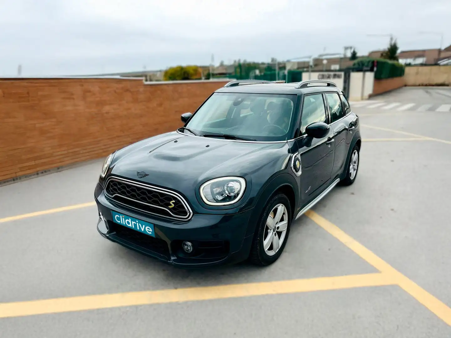 MINI Cooper S E ALL4 Negro - 2