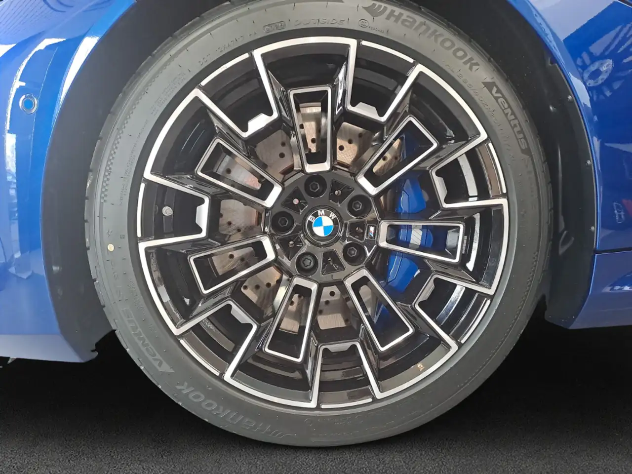 BMW M5 xDrive Touring 430 kW, 5-türig 8