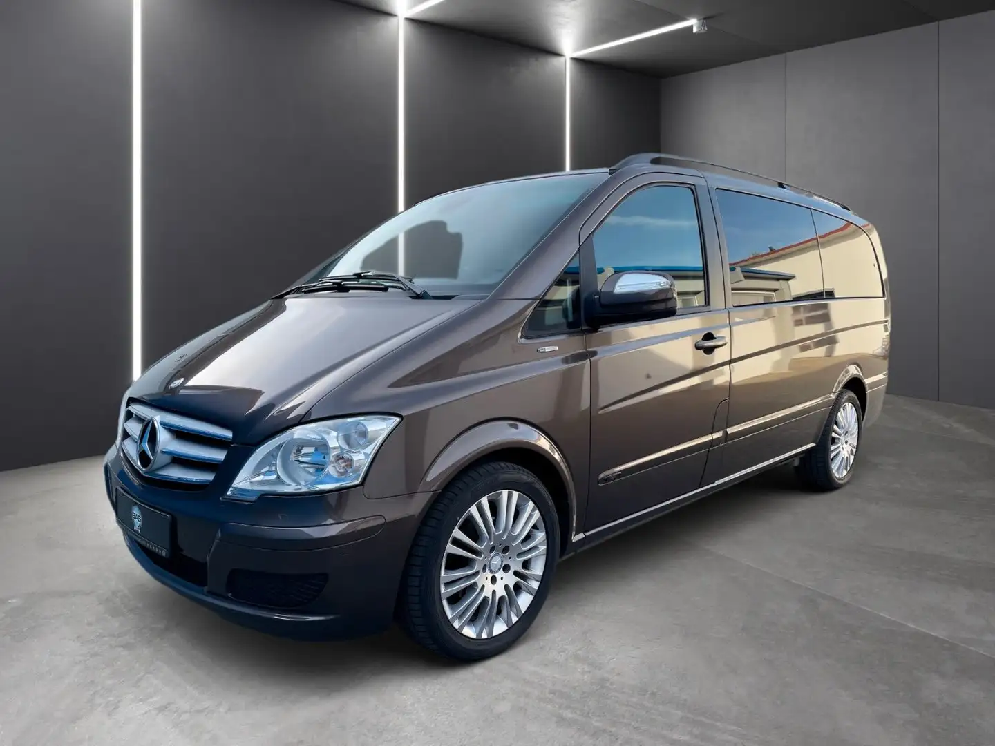 Mercedes-Benz Viano 3.0 CDI Trend Edition lang 6 Sitz. Ahk Nav Barna - 1