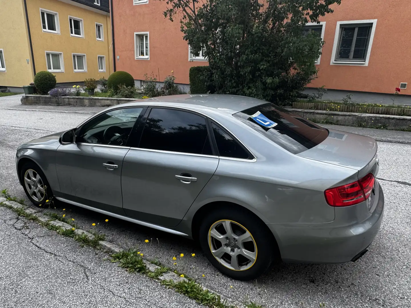 Audi A4 1.8 TFSI Attraction - 2