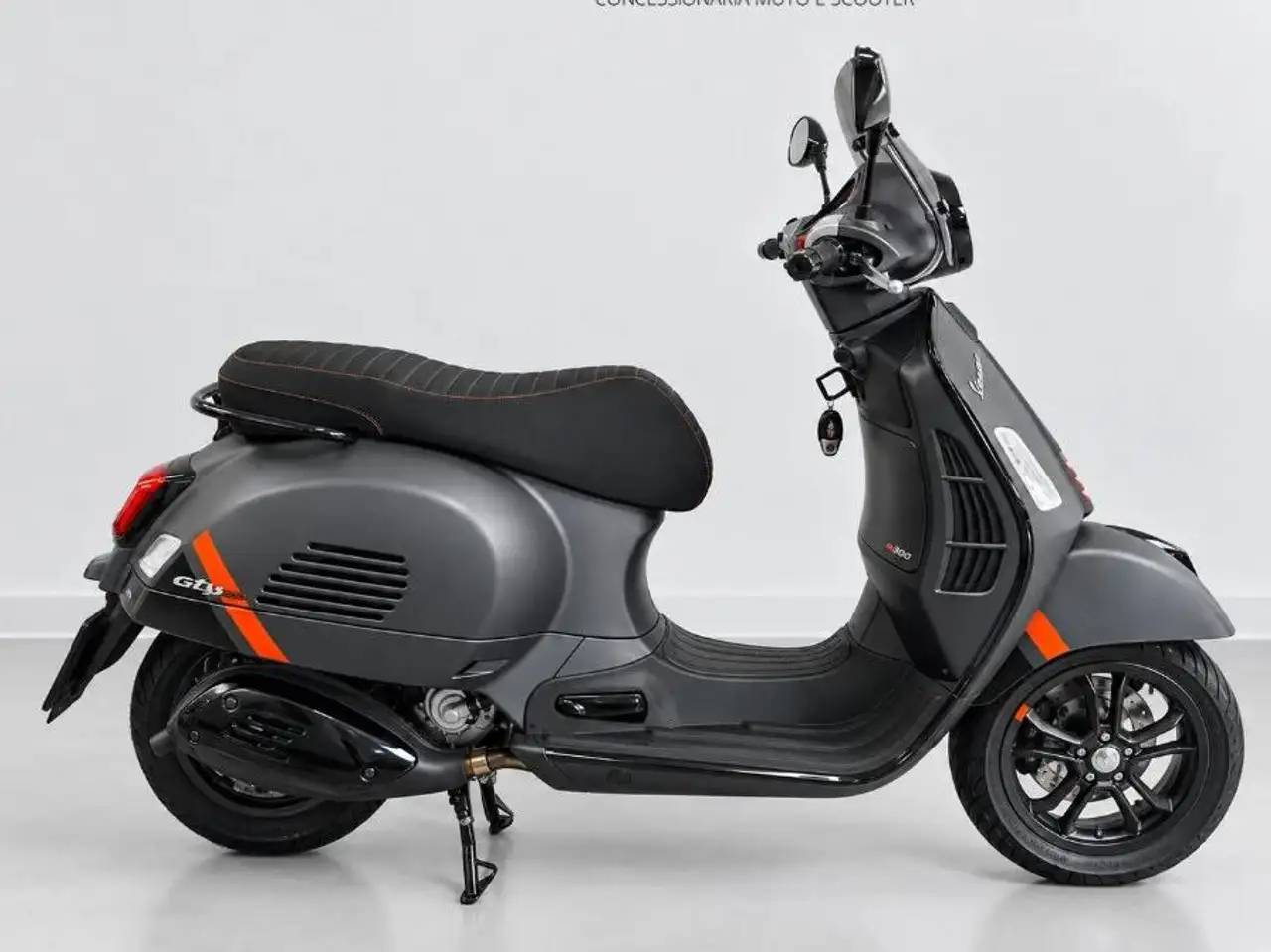 Vespa GTS Super Sport