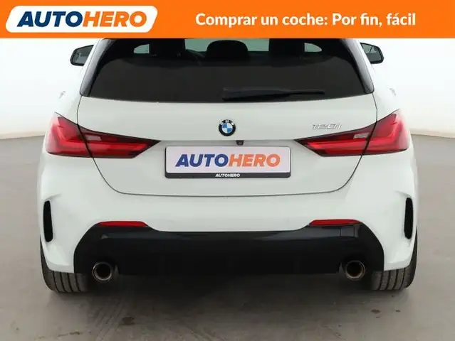 BMW 1 Series view 5