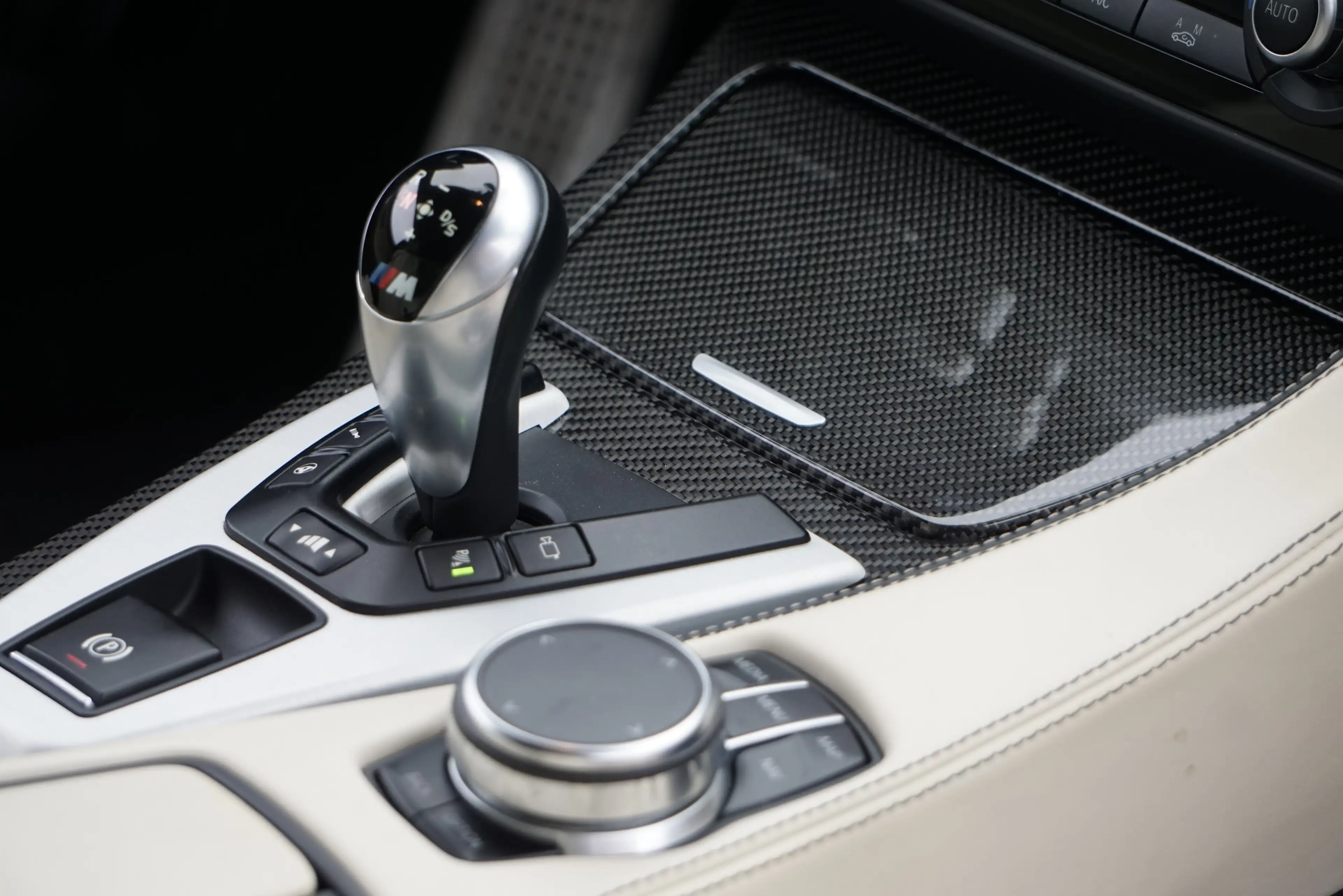 BMW M6 COMPETITION 600 Coupé 4.4 V8 DKG — photo 13