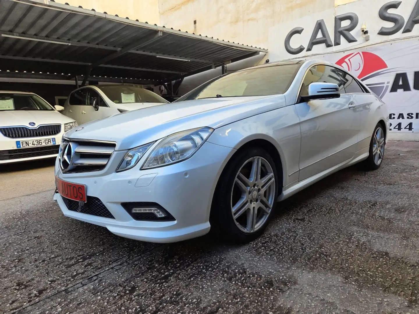 Mercedes-Benz MERCEDES-BENZ Clase E Deportivo  Automático de 2 Blanc - 2