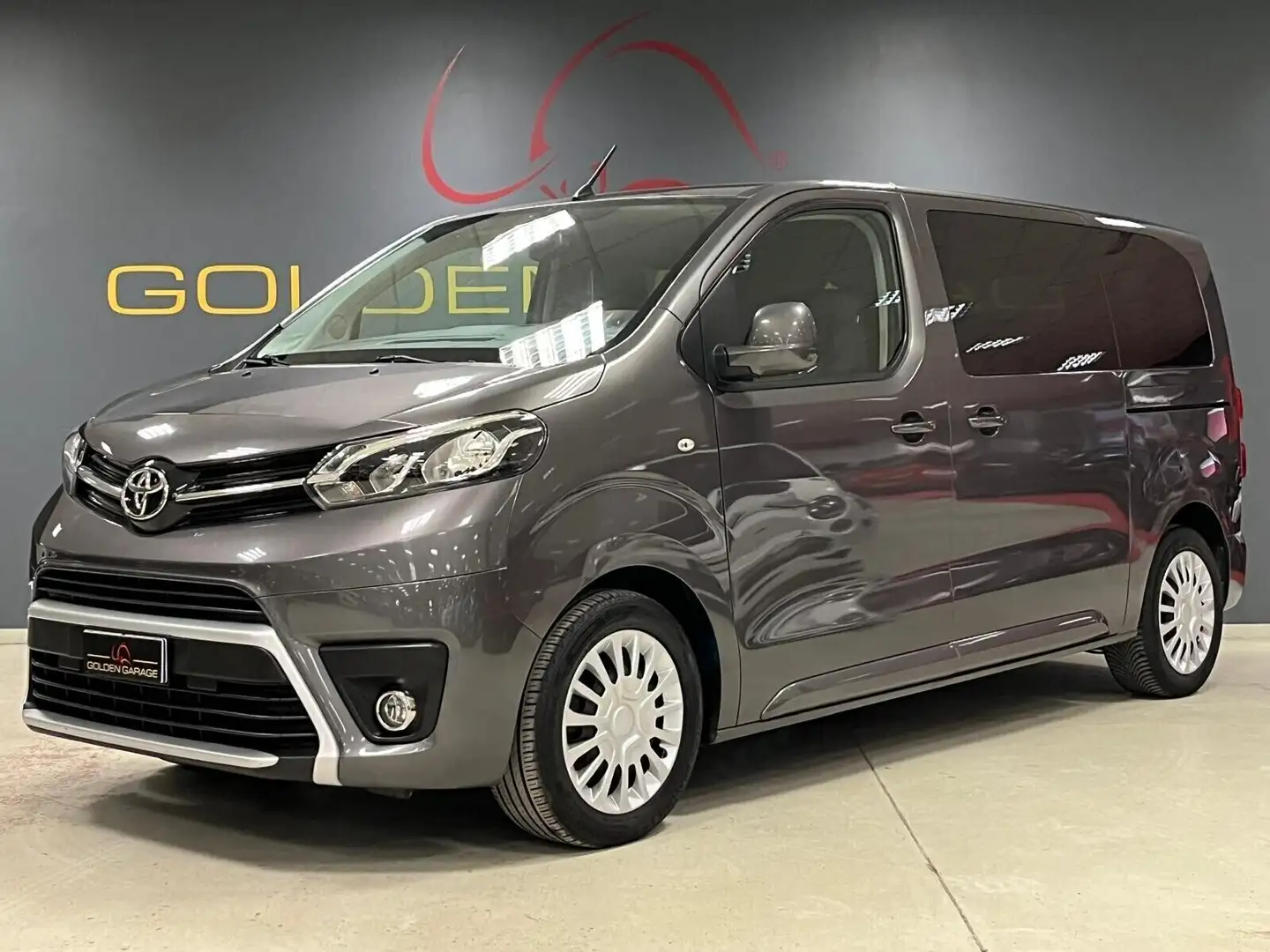 Toyota Proace Proace Verso 2.0D 150 CV L2 D Lounge Grau - 1