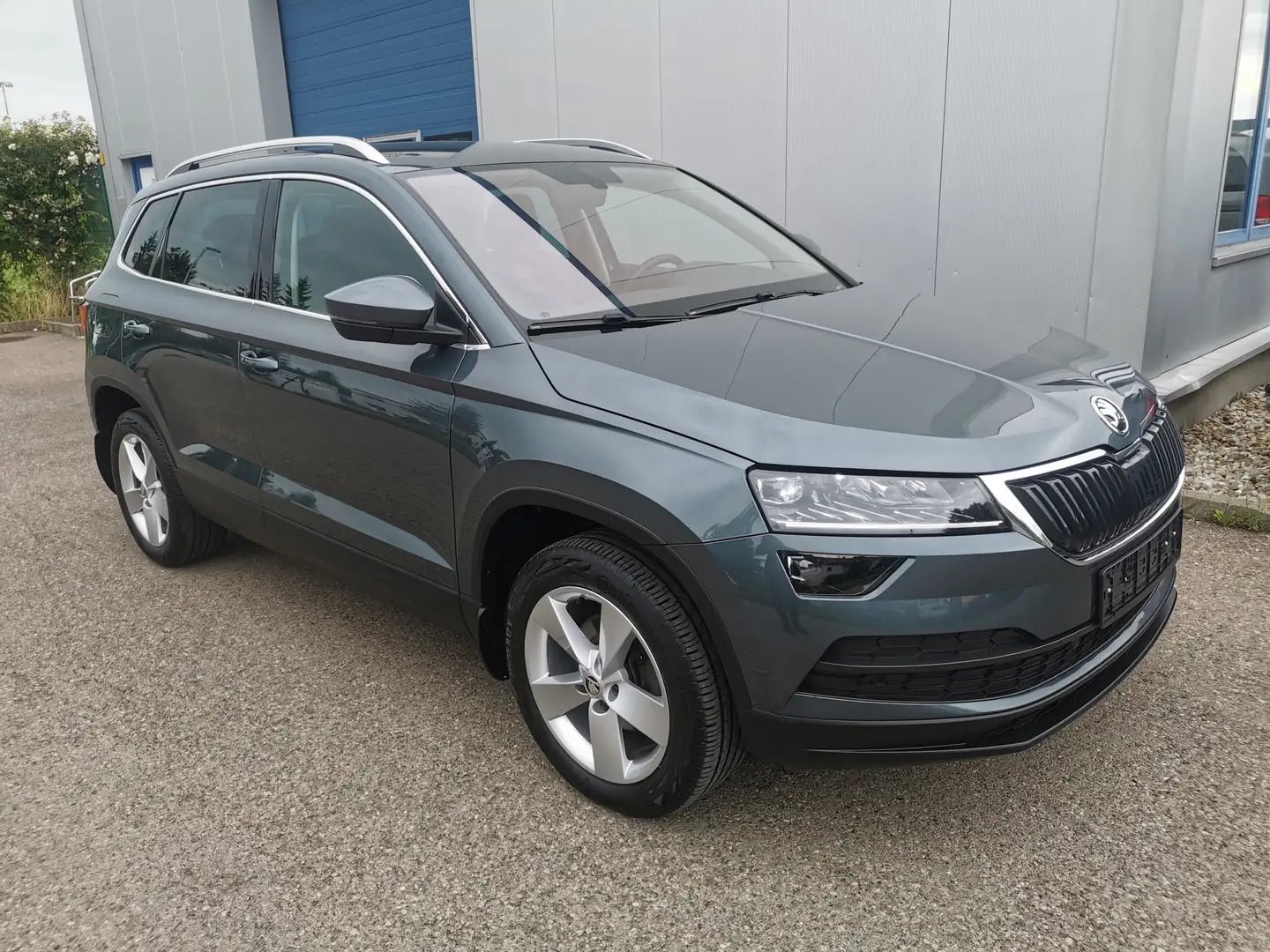 Skoda Karoq Style Grau - 2