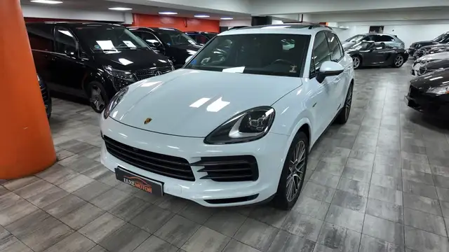 2023 Porsche Cayenne in White for sale