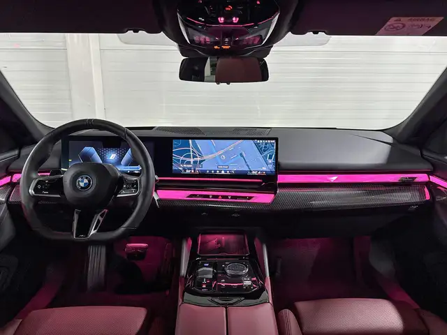 BMW i5 view 11