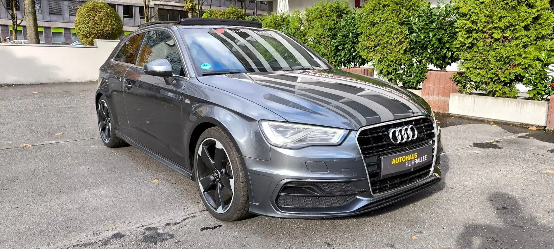 Audi A3 S line Sportpaket Gris - 1
