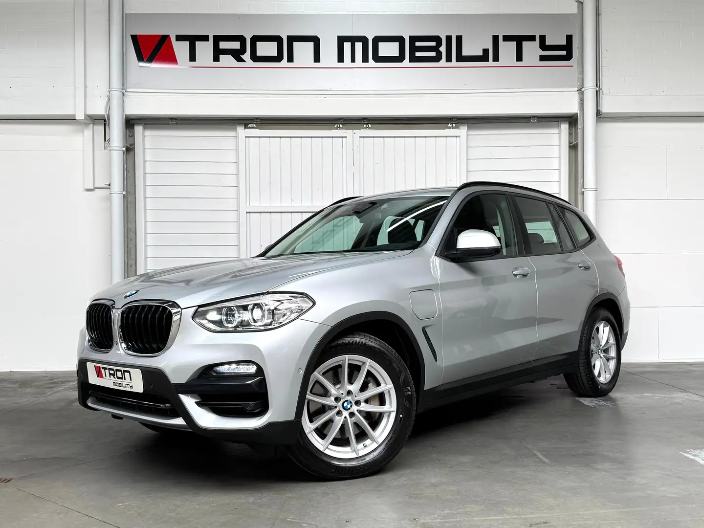 BMW X3 X3 xDrive30e PHEV CAM360*NAVI*DAB*CARPLAY*HEAD-UP Srebrny - 1