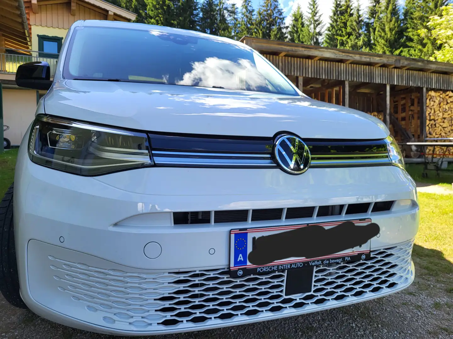 Volkswagen Caddy VW Caddy Style 4Motion | Pano | AHK | 8-fach bereift |Top Zustand! Weiß - 1