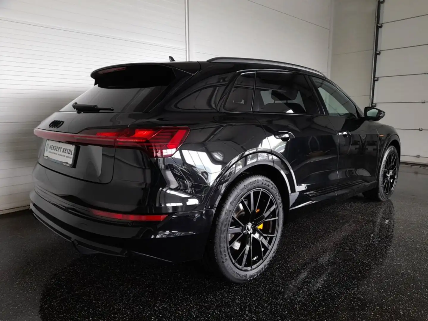Audi e-tron 50 quattro S-LINE BLACK EDITION *NP: € 100.761,- / LEDER MIT MEMORY / MATRIX-LED / 21 ZOLL / ASS PAKETÈ TOUR & STADT* Schwarz - 2