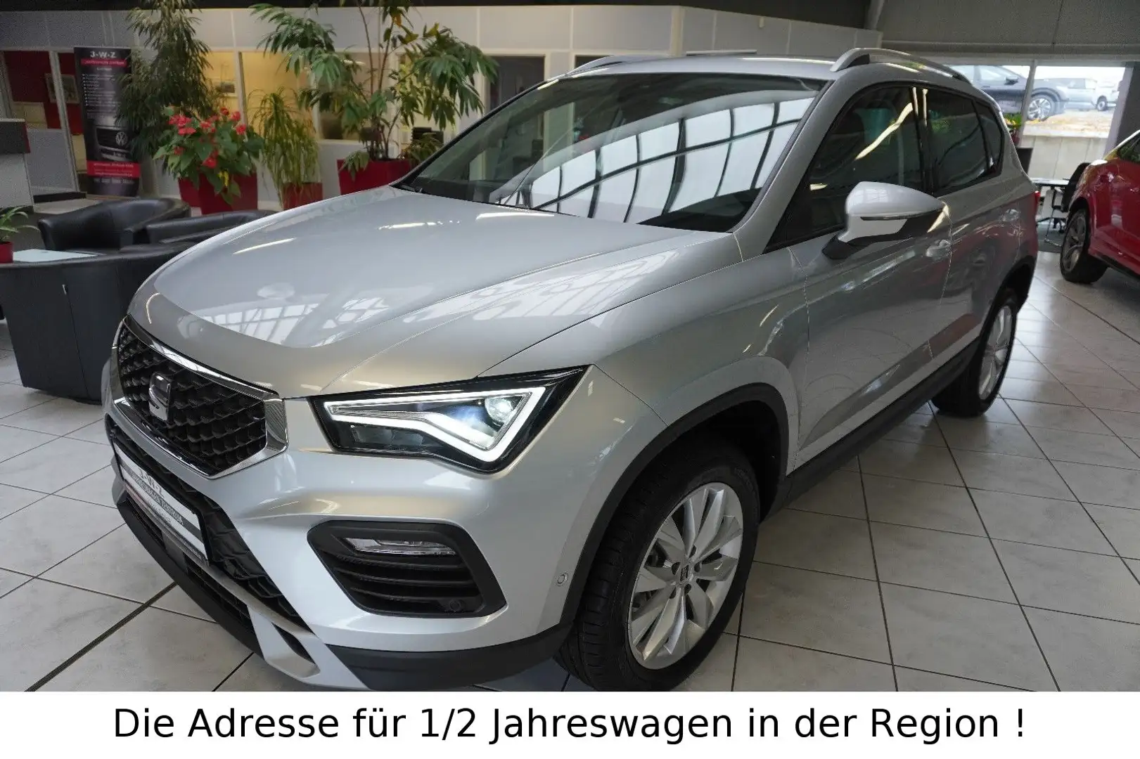 SEAT Ateca Style 1.5 TSI DSG*AHK*LED*ACC*NAVI*KAMERA* Silber - 1