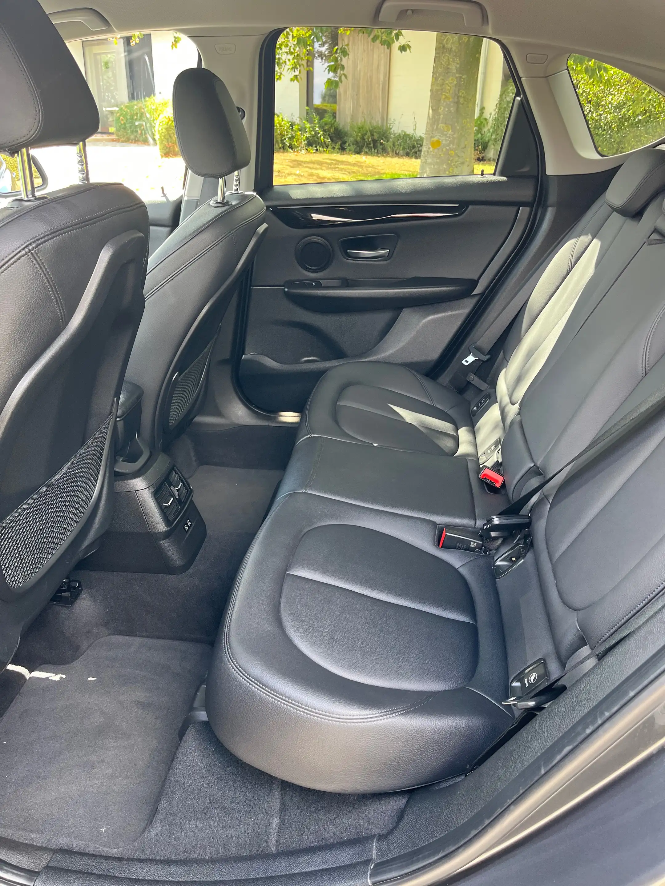 BMW 220 iA Active Tourer OPF (EU6d-TEMP)/Leder/Led/Navi/Cruise/Pdc/Clima... — photo 11