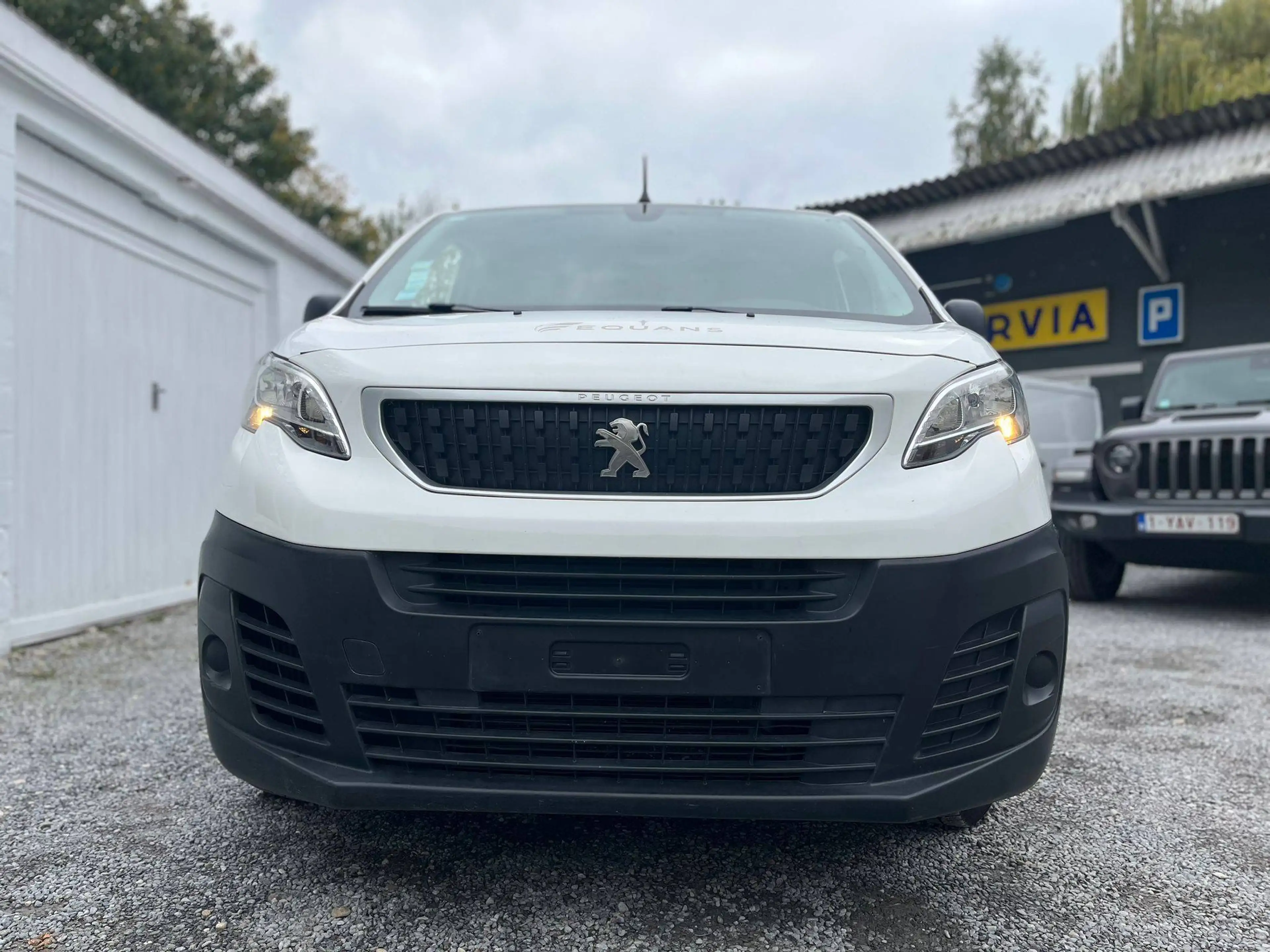 Peugeot Expert 2.0 BlueHDi L2 Standard Premium S * CAPT ARR * A/C * BLTHT * 270 X 60 MOIS * — photo 2