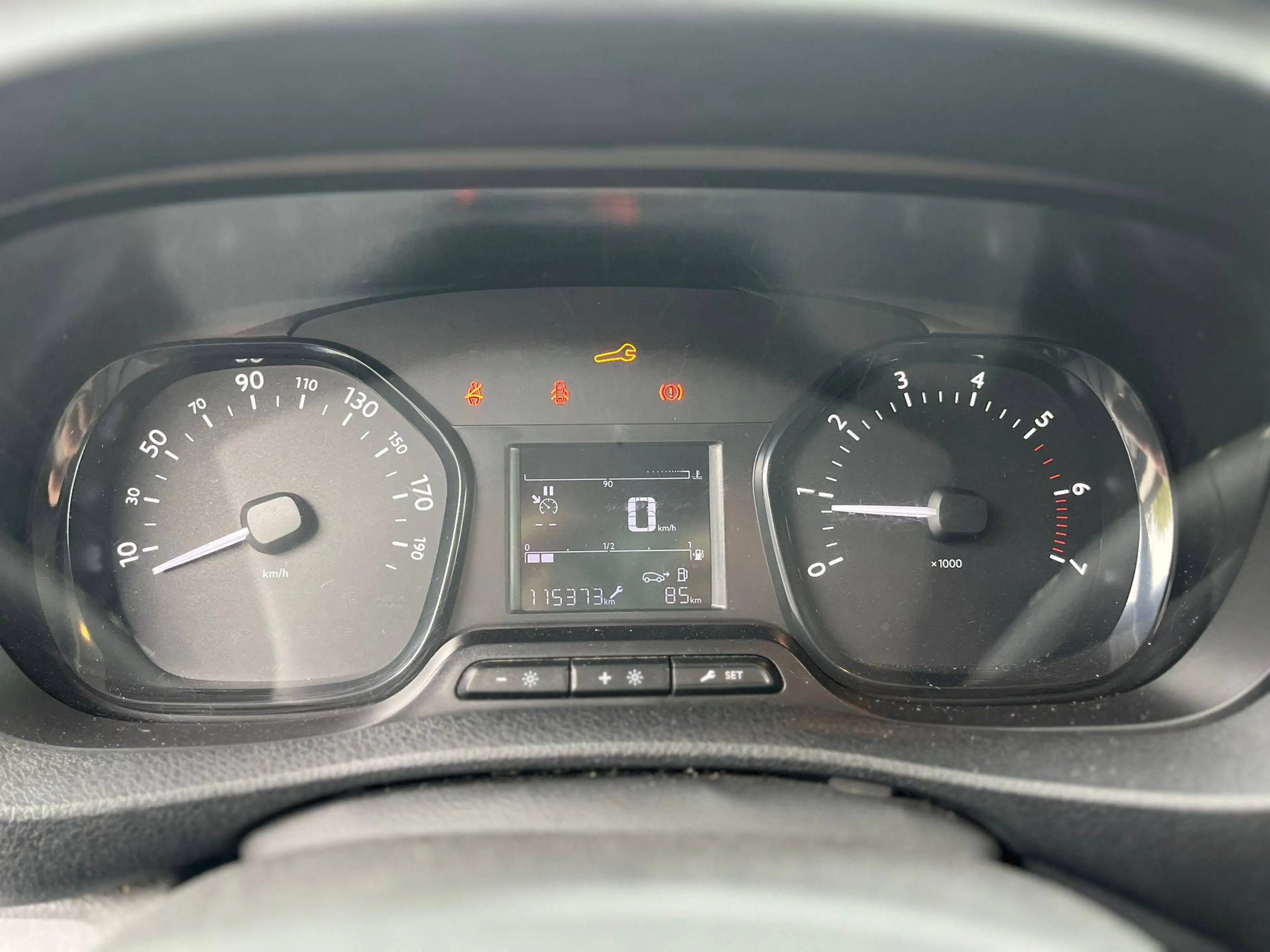 Peugeot Expert 2.0 BlueHDi L2 Standard Premium S * CAPT ARR * A/C * BLTHT * 270 X 60 MOIS * — photo 8
