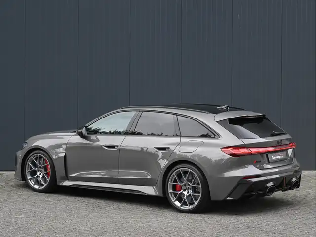 Audi RS5 view 13