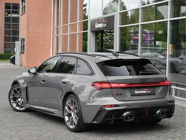 Audi RS5 view 15