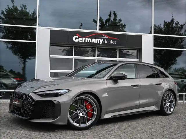 Audi RS5 view 16
