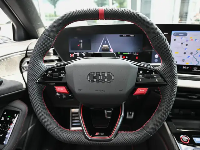 Audi RS5 view 21