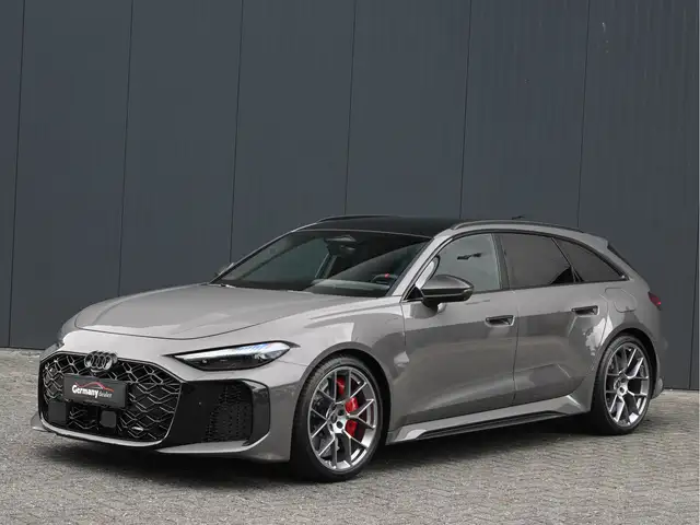 Audi RS5 view 14