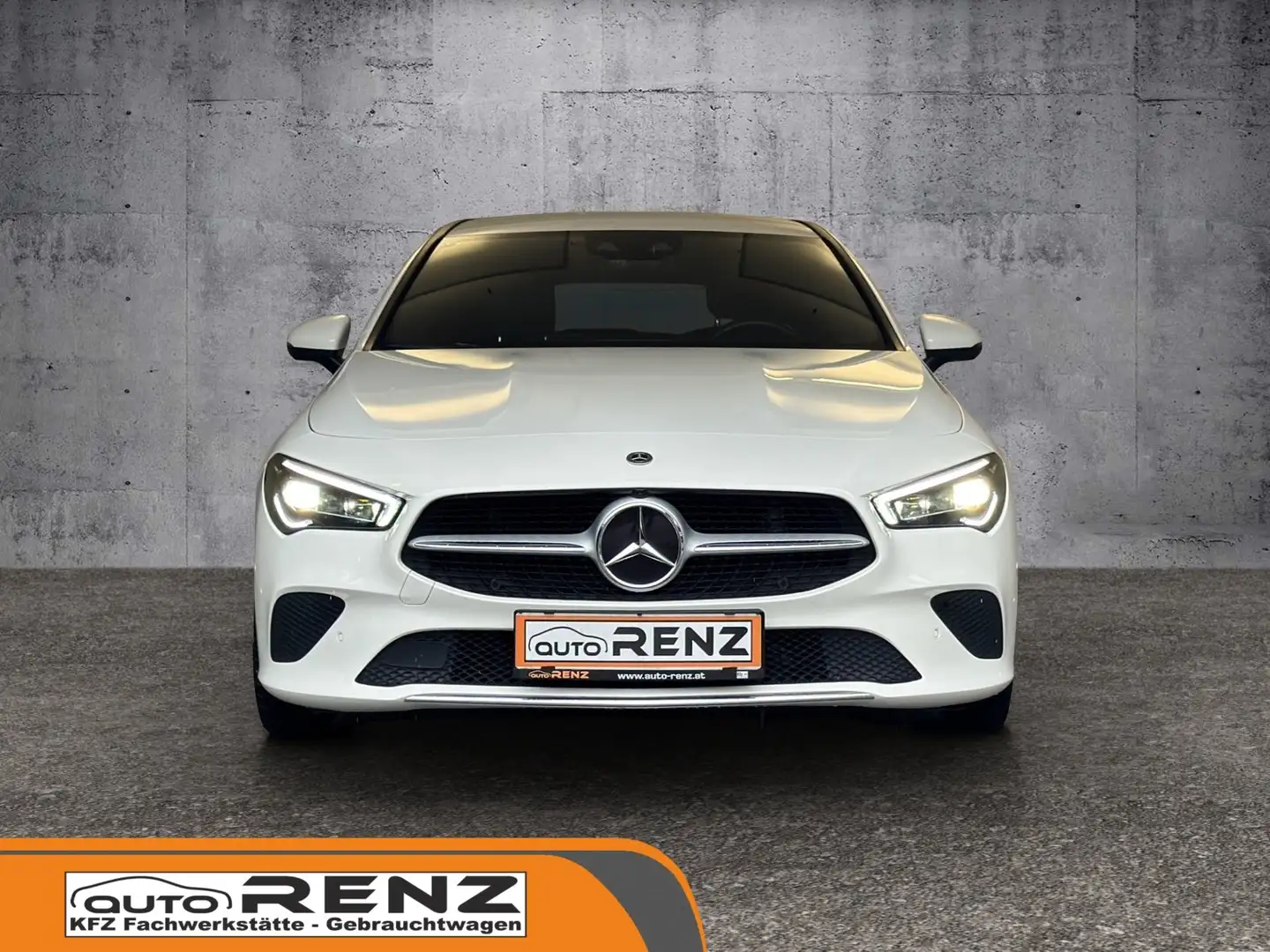 Mercedes-Benz CLA 220 Shooting Brake d Top Ausstattung Weiß - 2