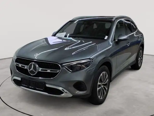 Mercedes-Benz GLC view 2