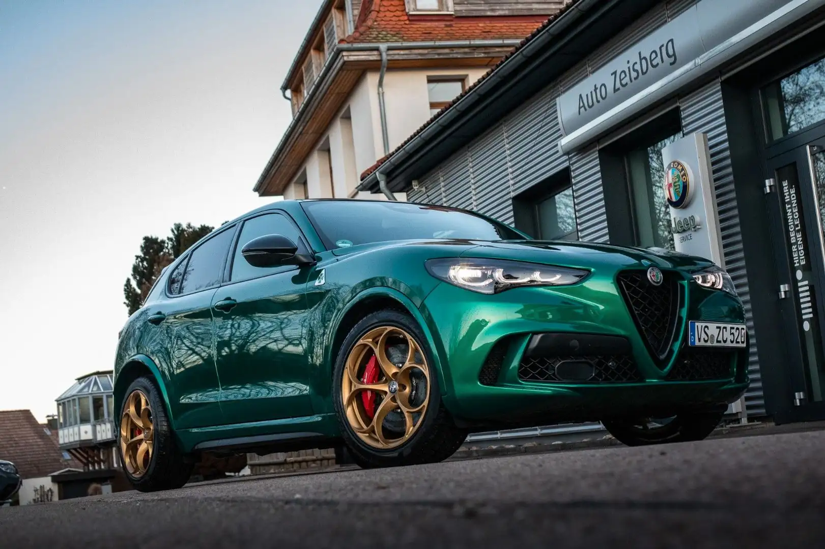 Alfa Romeo Stelvio QV 2024 Edizione GTA Grün - 2
