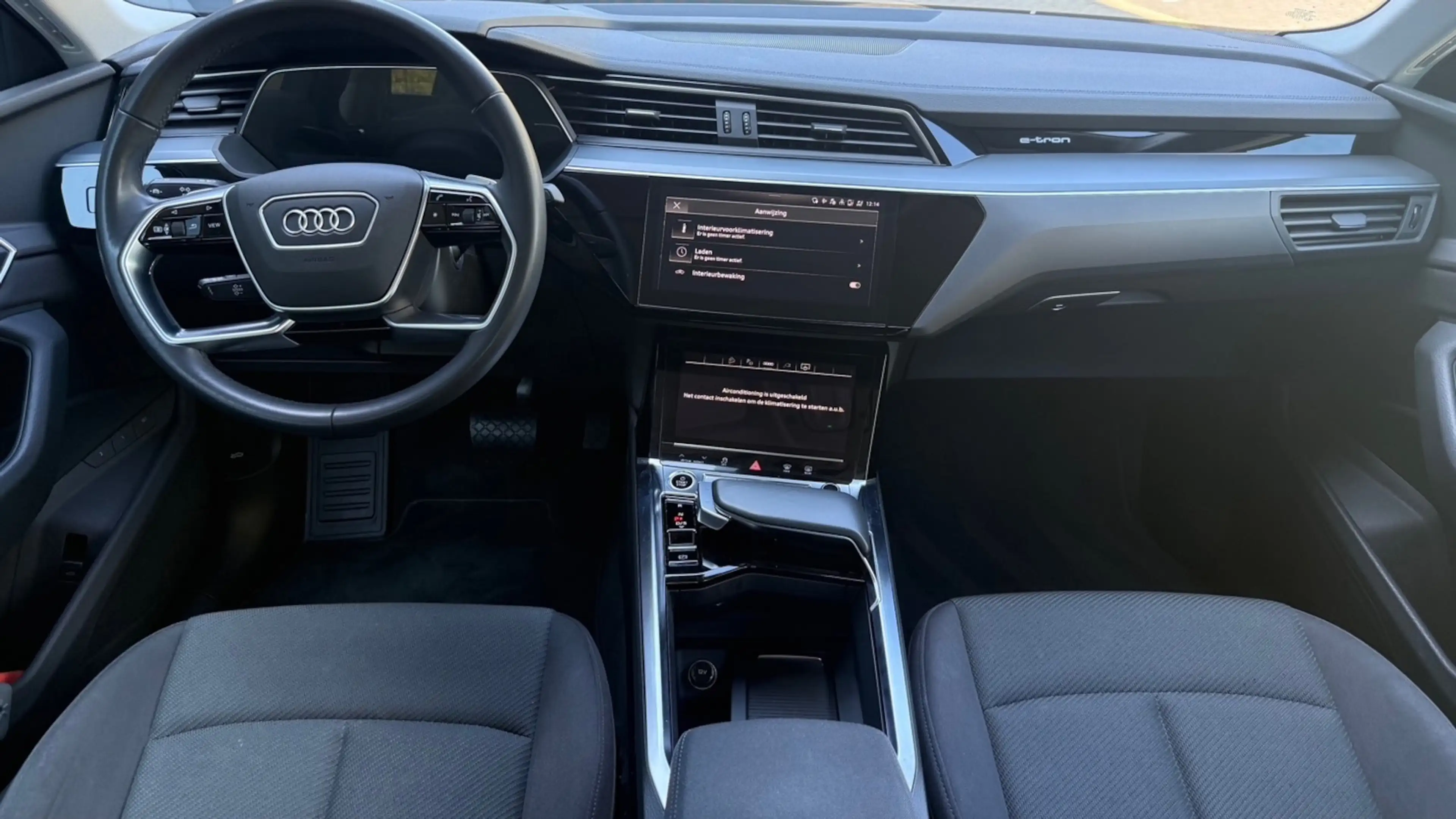Audi e-tron Sportback 55 quattro Business edition 95 kWh — photo 15
