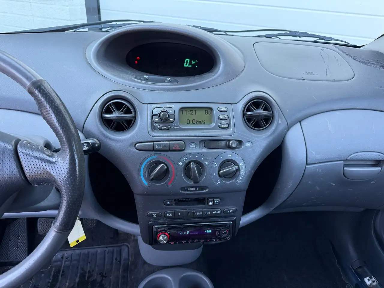 Toyota Yaris 1.3-16V VVT-i Luna NIEUWE APK! 18-03-2027, foto 12