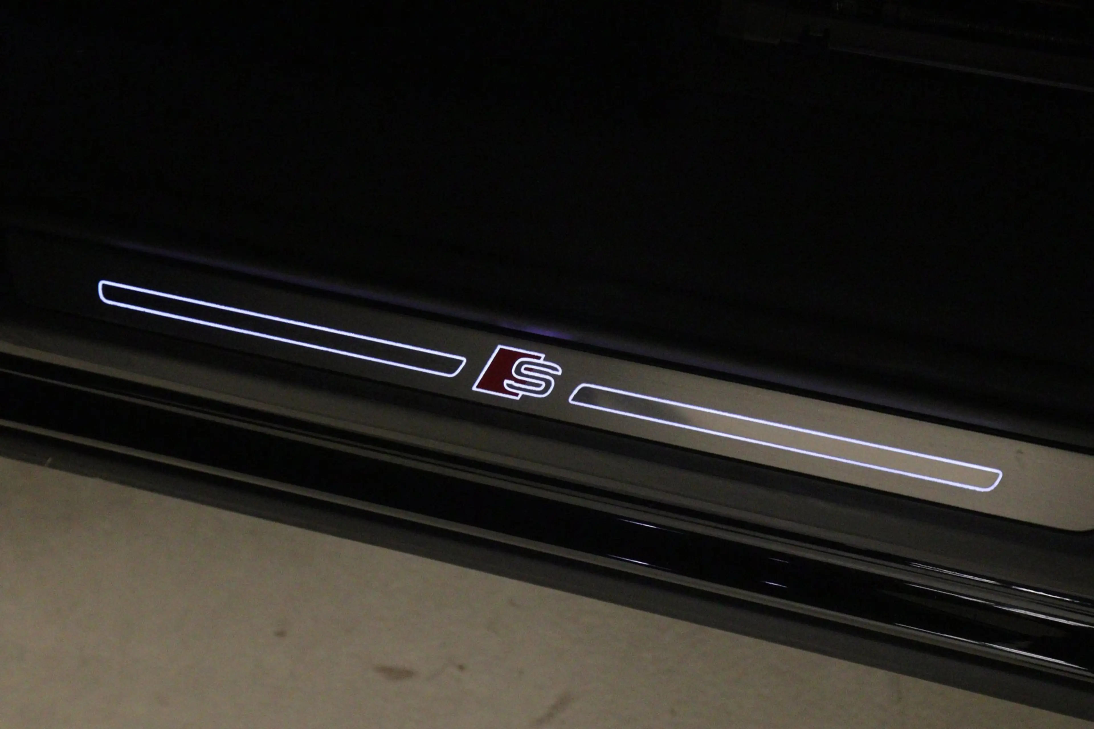 Audi Q3 45 TFSI e S Edition 3X S-Line /PANO/KEYLES/STOELV/ — photo 44