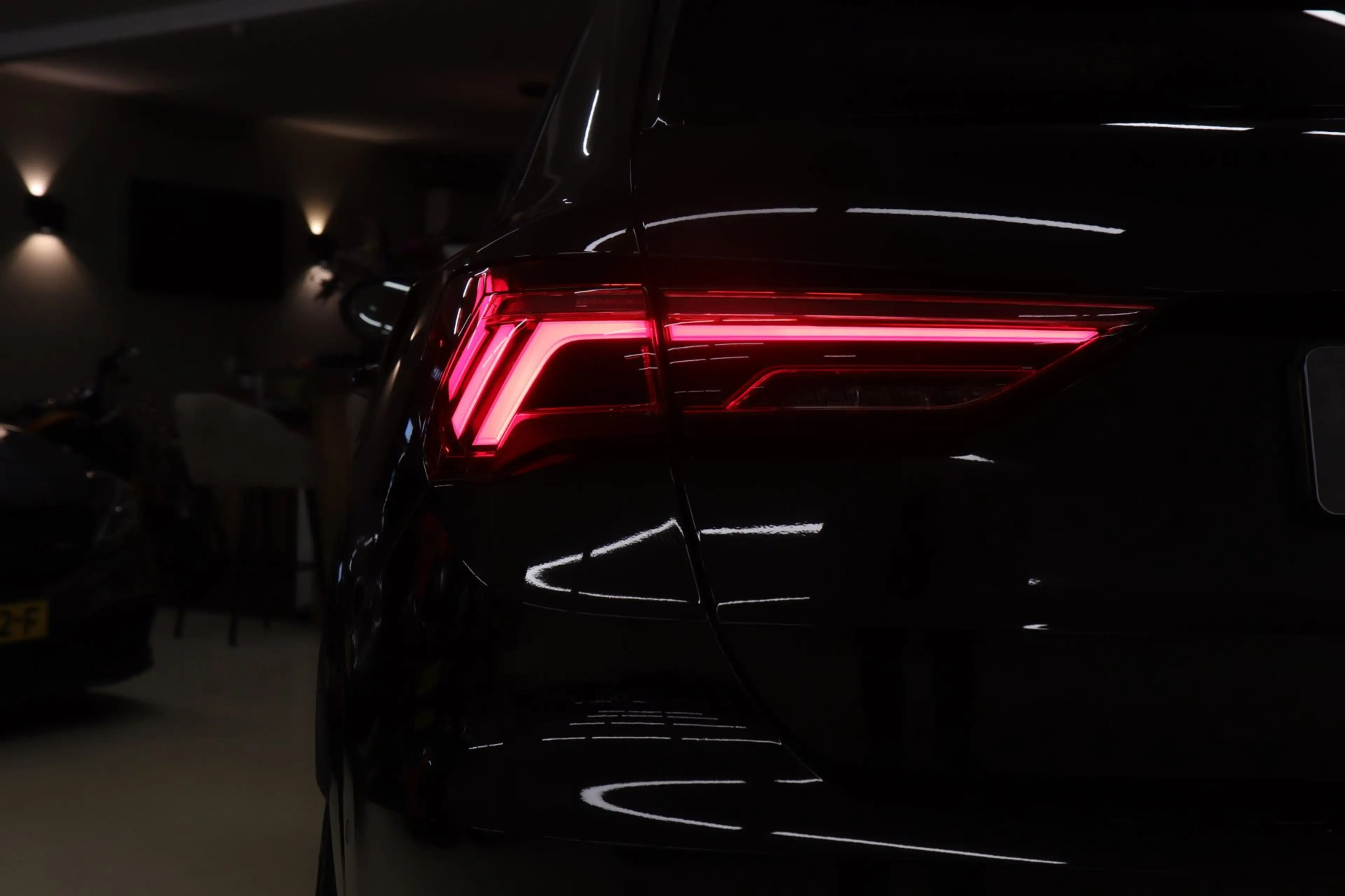 Audi Q3 45 TFSI e S Edition 3X S-Line /PANO/KEYLES/STOELV/ — photo 17