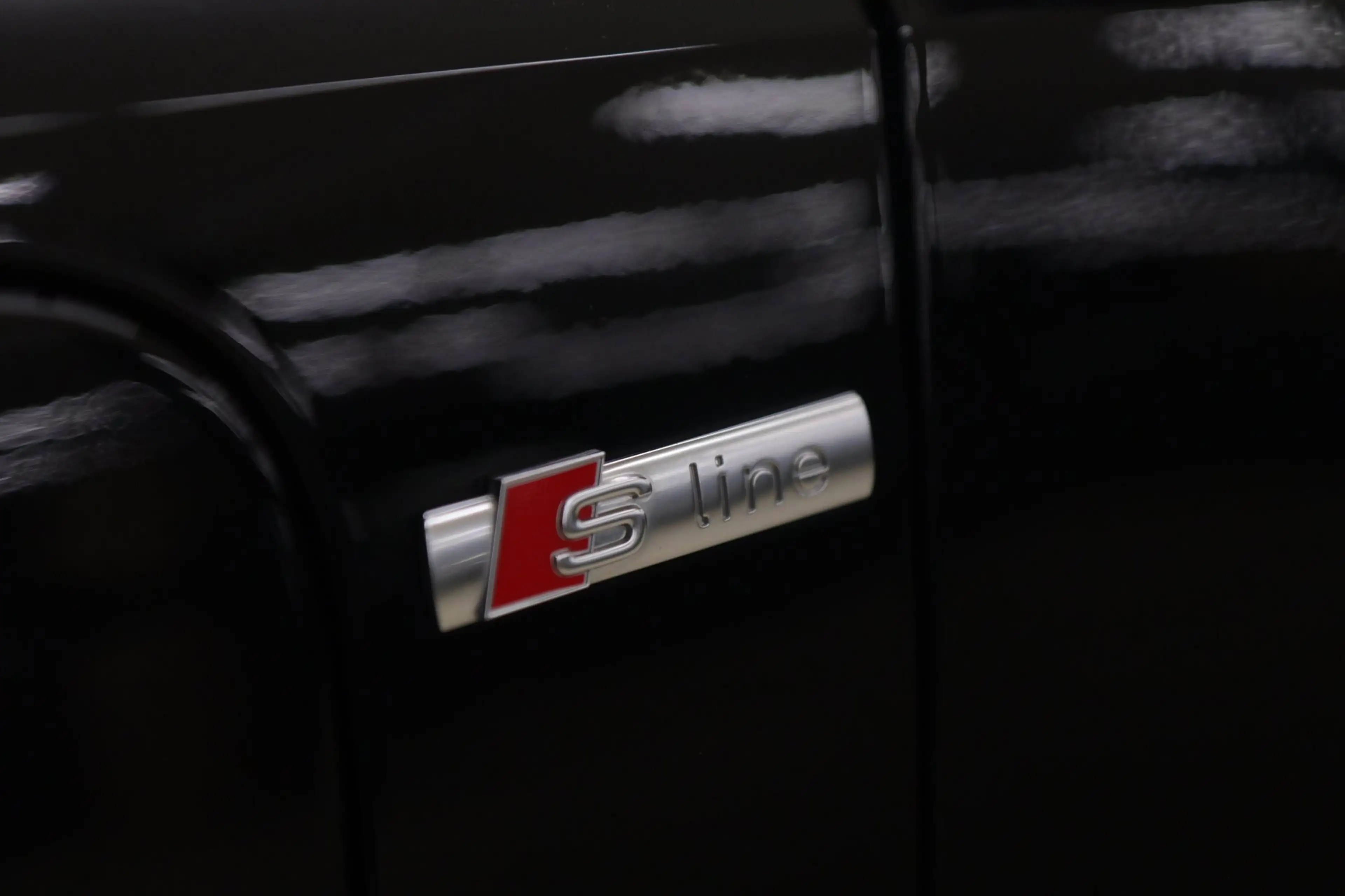 Audi Q3 45 TFSI e S Edition 3X S-Line /PANO/KEYLES/STOELV/ — photo 47