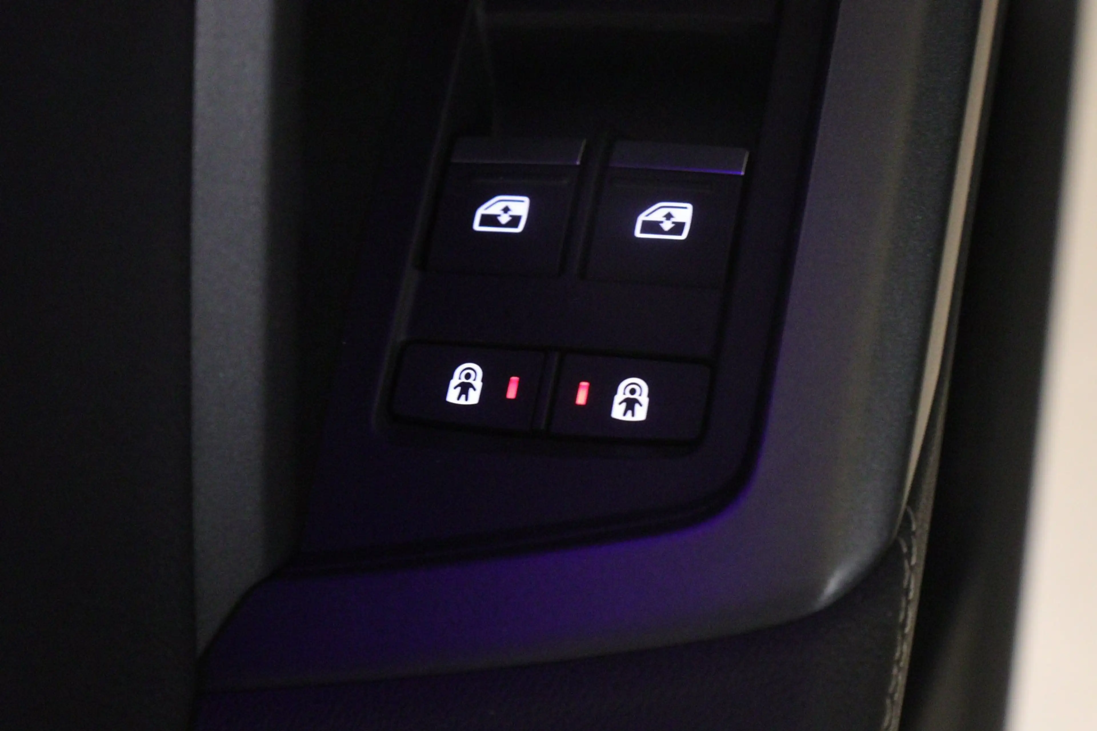 Audi Q3 45 TFSI e S Edition 3X S-Line /PANO/KEYLES/STOELV/ — photo 43