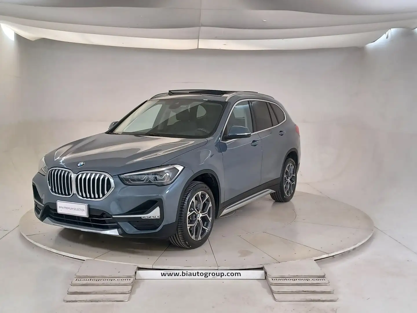 BMW X1 F48 2019 Diesel sdrive18d xLine Plus auto Grau - 1