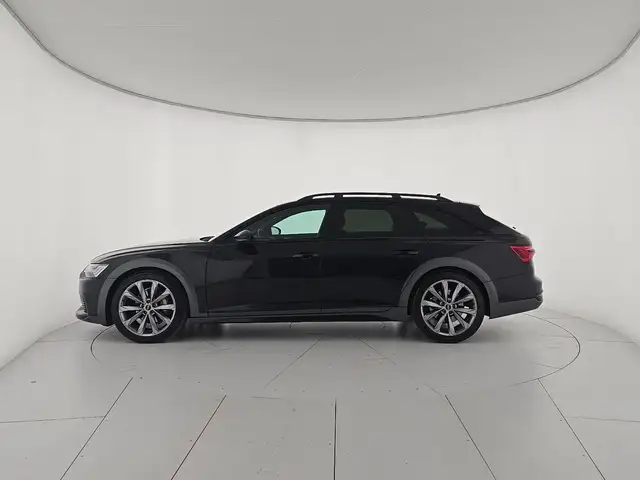 Audi A6 view 2