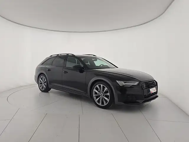 Audi A6 view 7