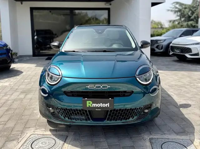 Fiat 600 view 2